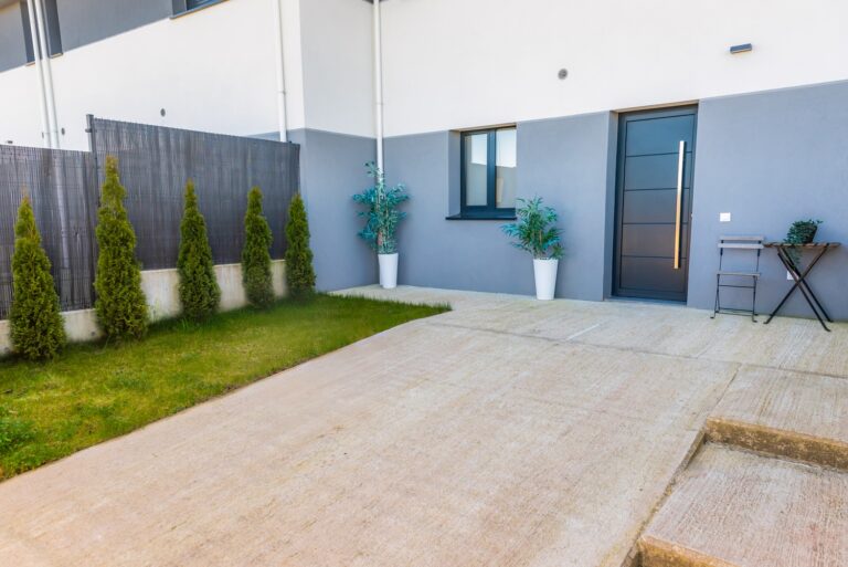 Entrada a la vivienda
